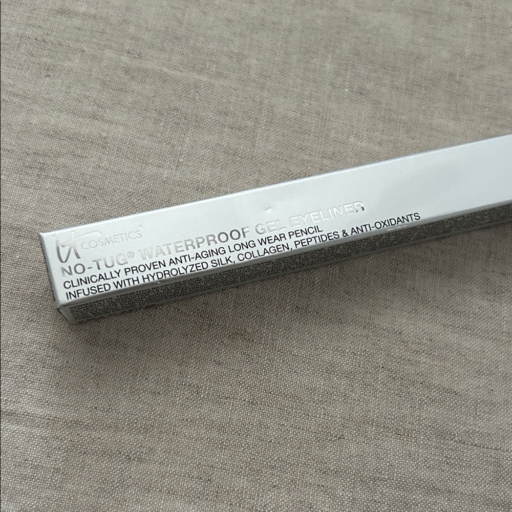 IT Cosmetics No-Tug Waterproof Gel Eyeliner in Black-Brown